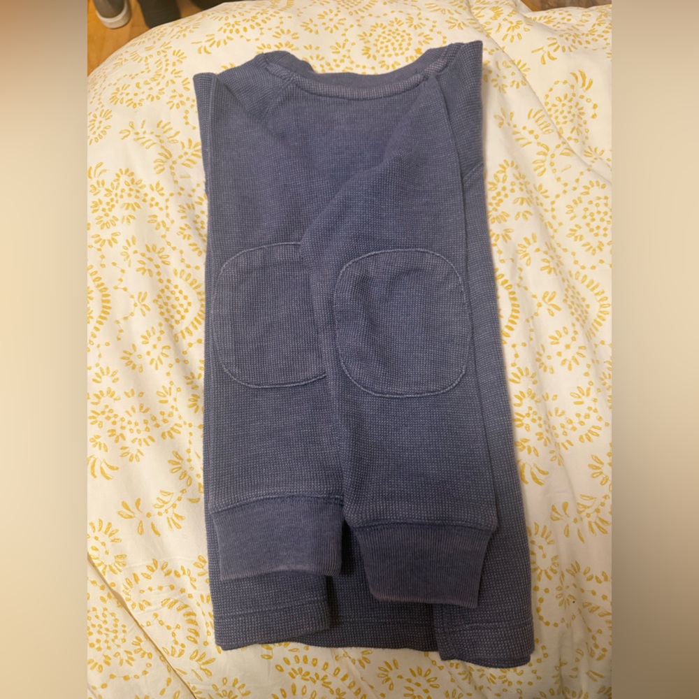 NEW Gap Kids Textured Raglan Long Sleeve Shirt | Blue | Bear Patch | Size 5 - Picture 4 of 5
